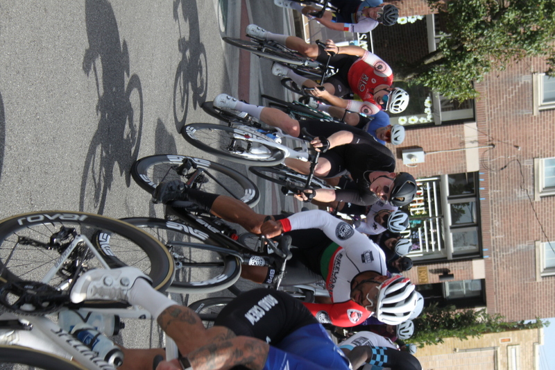 Giro della Montagna 2025 D -XXXXVIII.jpg :: Giro della Montagna 2025/Gateway Cup 2025 - August 31st 2025 -Men's CAT 2-3, 55 minutes of racing in a field of 150, Day three of four days of racing. The race is held in The Hill area of St. Louis, Missouri, USA. Category 3 (CAT 3) This intermediate category features longer and more challenging races, requiring a good understanding of racing tactics. Category 2 (CAT 2) Advanced category for experienced riders, with even more competitive races. -USA Cycling-