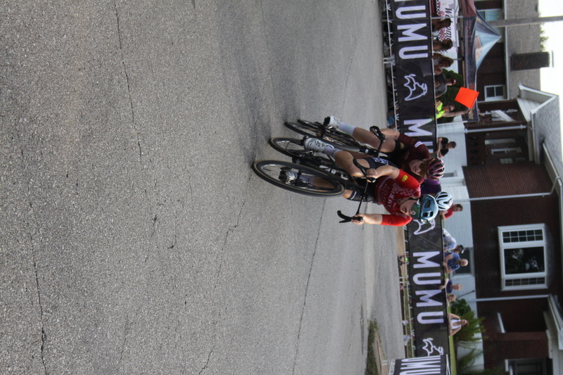 Giro della Montagna 2025 E -LXXXVIII.jpg :: Giro della Montagna 2025/Gateway Cup 2025 - American Criterium Cup 2025 - Women's Pro 1-2, 70 minutes of racing, a field 150, Stop 6 - Bommarito Audi West County Gateway Cup, Four days of racing over Labor Day Weekend, The Bommarito Audi West County Gateway Cup feature four of St. Louis signature neighborhoods and the final stage of the American Criterium Cup at the Classic Giro della Montagna Criterium. -USA Cycling- Pelton - in a bicycle race, the term -peloton- refers to the main group of riders, also known as the -pack- or -bunch.- Riders race in a pack to draft, which means they ride closely together to save energy and improve speed.   