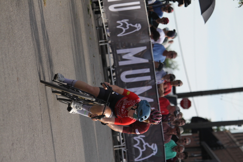 Giro della Montagna 2025 E -XXI.jpg :: Giro della Montagna 2025/Gateway Cup 2025, American Criterium Cup 2025, Race Stage 6, Womens Pro Cycling CAT 1-2, 70 minutes of racing, a field of 150 women racers, Stop 6 - Bommarito Audi Wets County Gateway Cup, Four days of racing over Labor Day Weekend, The Bommarito Audi West County Gateway Cup feature four of St. Louis Signature neighborhoods and the final stage of the American Criterium Cup at the Classic Giro della Montagna Criterium. -USA Cycling- Union Cycliste Internationale (UCI) is world governing body of cycling, recognized by the International Olympic Commitee (IOC). It was founded on 14 April 1900 in Paris (France). Its headquarters have been located at the UCI World Cycling Centre (WCC) in Aigle (Switzerland). The UCI has 205 National Federations spread across five continental Confederations. USA Cycling has a membership of 80,000, sanctions over 2,500 events annually, and is a member of the Union Cycliste Internationale (UCI) and the United States Olympic & Paralympic Committee (USOPC). -USA Cycling- The Gateway Cup is Governed and Sanctioned by USA Cycling. 