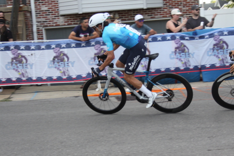 Giro della Montagna 2025 F -XVI.jpg :: Giro della Montagna 2025/Gateway Cup 2025 - American Criterium Cup 2025 - Men's Pro CAT I, 70 minutes of racing, field of 150, Stop 6 - Bommarito Audi West County Gateway Cup - Four days of racing over Labor Day weekend, The Bommarito Audi West County Gateway Cup feature four of St. Louis Signature neighborhoods and the final stage of the American Criterium Cup at the Classic Giro della Montagna Criterium. USA Cycling - Category 1 (CAT I) The highest level, reserved for elite riders who have demonstrated exceptional skill and performance. 
