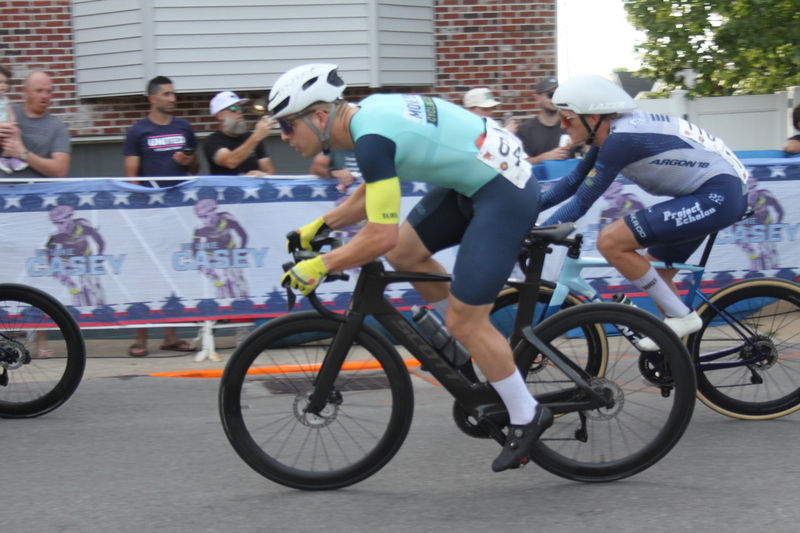 Giro della Montagna 2025 F -XXIV.jpg :: Giro della Montagna 2025/Gateway Cup 2025 - American Criterium Cup 2025 - Men's Pro CAT I, 70 minutes of racing, field of 150, Stop 6 - Bommarito Audi West County Gateway Cup - Four days of racing over Labor Day weekend, The Bommarito Audi West County Gateway Cup feature four of St. Louis Signature neighborhoods and the final stage of the American Criterium Cup at the Classic Giro della Montagna Criterium. USA Cycling - Category 1 (CAT I) The highest level, reserved for elite riders who have demonstrated exceptional skill and performance. 