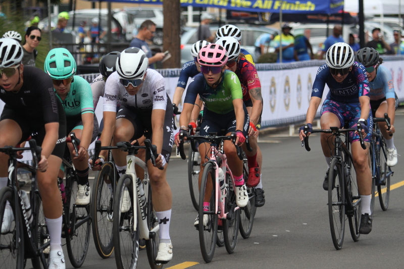 IMG_0515.jpg :: Tour de Florissant 2025/Gateway Cup 2025 - Women's 3-4-5 & Women's 40+, 40 minutes of racing, a field of 75 riders - September, 1st, 2025 - Tour de Florissant - New Course for 2025! The fourth and final leg of the Gateway Cup gets underway in Historic Old Town Florissant in St. Louis County. This technical course races through one of St. Louis' most nostalgic locales. Note - the course has been shifted to a flat finish in front of Historic City Hall, one mild climb, 6 turns. Category 4 (CAT 4) After gaining some experience, riders can upgrade to CAT 4, where races are longer and more competitive. Category 3 (CAT 3) This intermediate category features longer and more challenging races, requiring a good understanding of racing tactics. USA Cycling 
