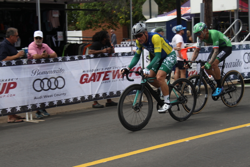 IMG_0699(1).jpg :: Tour de Florissant 2025/Gateway Cup 2025 - Masters 50+/60+ CAT 1-4, 40 Minutes of racing, a field 100 - September 1st 2025 - Tour de Florissant - New course 2025! The fourth and final leg of the Gateway Cup gets underway in Historic Old Town Florissant in St. Louis County. This technical course races through one of St. Louis' most nostalgic locales. Note - the course has been shifted to a flat finish in front of Historic City Hall, one mild climb, 6 turns. This is the 40th Anniversary of the Gateway Cup.  
