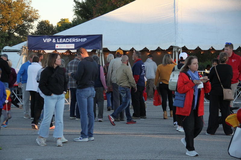 Light the Night St Louis 2025 VII.jpg :: Blood Cancer United/Light the Night 2025/Leukemia & Lymphoma Society - October 19 2025 - This annual event is held in Forest Park-St. Louis, Missouri, USA. Light the Night is for Blood Cancer survivors, patients, and families as well as friends. The lanterns light the night.  