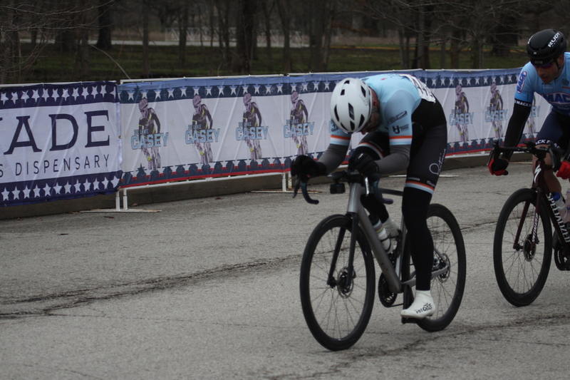 Mike Murray Classic Criterium 2025 D -LV.jpg :: Tour of St. Louis in St. Louis, Missouri, USA in Forest Park at The Muny. Mike Murray Classic Criterium 2025 - Masters A 40+/50+ CAT 1-4 BAR, A criterium, or Crit, is a bike race consisting of several laps around a closed circuit, the length of each lap or ranging from about 400m to 10,000m. USA Cycling, Men's Cycling