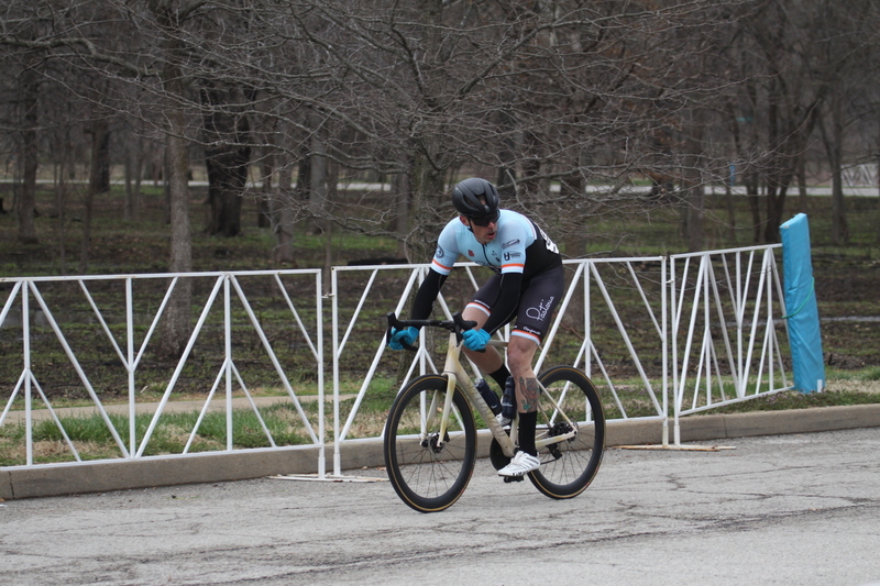Mike Murray Classic Criterium 2025 D -LVII.jpg :: Tour of St. Louis in St. Louis, Missouri, USA in Forest Park at The Muny. Mike Murray Classic Criterium 2025 - Masters A 40+/50+ CAT 1-4 BAR, A criterium, or Crit, is a bike race consisting of several laps around a closed circuit, the length of each lap or ranging from about 400m to 10,000m. USA Cycling, Men's Cycling