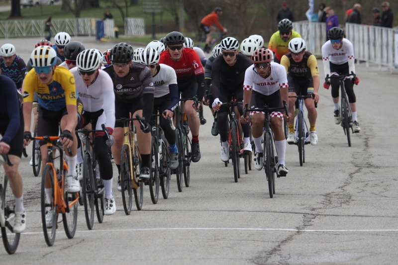 Mike Murray Classic Criterium 2025 E -V.jpg :: Tour of St. Louis in St. Louis, Missouri, USA., today's race is the Mike Murray Classic Criterium 2025, USAC CAT 4 BAR, 60 Min. race. Mike Murray Classic Course - A flat and fast course with wide open straightaways and a few technical turns. Race by St. Louis landmarks, the Missouri History Museum and The Muny Opera. Peloton - In a bicycle race, the term - Peloton - refers to the main group of riders, also known as the -pack- or -bunch-. Riders race in a pack to draft, which means they ride closely together to save energy and improve speed. 