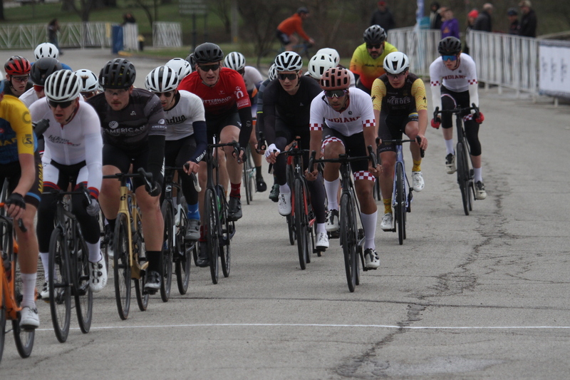 Mike Murray Classic Criterium 2025 E -VI.jpg :: Tour of St. Louis in St. Louis, Missouri, USA., today's race is the Mike Murray Classic Criterium 2025, USAC CAT 4 BAR, 60 Min. race. Mike Murray Classic Course - A flat and fast course with wide open straightaways and a few technical turns. Race by St. Louis landmarks, the Missouri History Museum and The Muny Opera. Peloton - In a bicycle race, the term - Peloton - refers to the main group of riders, also known as the -pack- or -bunch-. Riders race in a pack to draft, which means they ride closely together to save energy and improve speed. 