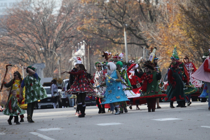 St Louis Thanksgiving Parade 2025 A -II.jpg :: St. Louis Thanksgiving Parade 2025 - 11/22/2025 - 2pm - The parade began at the Stifel Theatre (Kiel Opera House) on Market Street in St. Louis, Missouri, USA. The St. Louis Thanksgiving Parade is the parade that starts the Winter Holiday Season. The Parade ends at Kiener Plaza near the Old Courthouse in front of the Gateway Arch. 