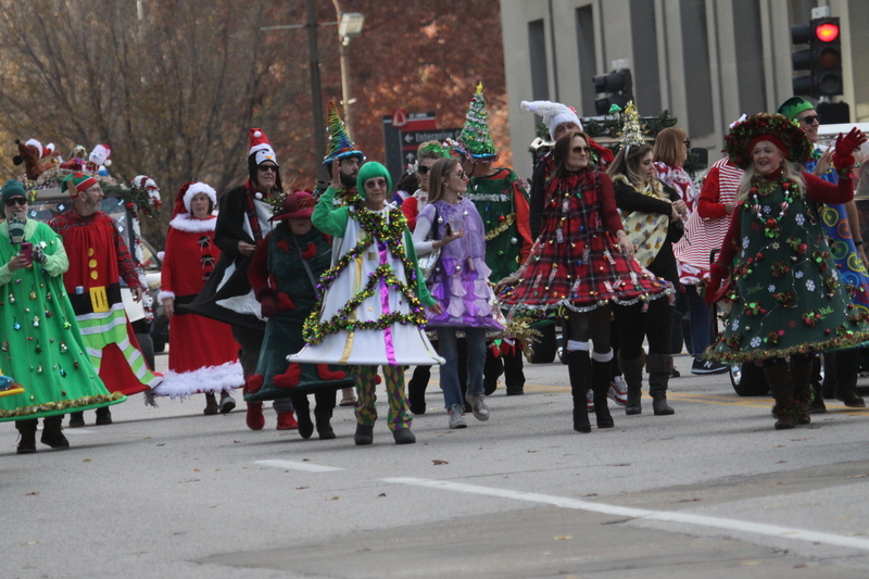 St Louis Thanksgiving Parade 2025 A -III.jpg :: St. Louis Thanksgiving Parade 2025 - 11/22/2025 - 2pm - The parade began at the Stifel Theatre (Kiel Opera House) on Market Street in St. Louis, Missouri, USA. The St. Louis Thanksgiving Parade is the parade that starts the Winter Holiday Season. The Parade ends at Kiener Plaza near the Old Courthouse in front of the Gateway Arch. 