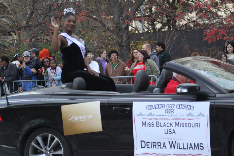 St Louis Thanksgiving Parade 2025 A -IX.jpg :: St. Louis Thanksgiving Parade 2025 - 11/22/2025 - 2pm - The parade began at the Stifel Theatre (Kiel Opera House) on Market Street in St. Louis, Missouri, USA. The St. Louis Thanksgiving Parade is the parade that starts the Winter Holiday Season. The Parade ends at Kiener Plaza near the Old Courthouse in front of the Gateway Arch. 