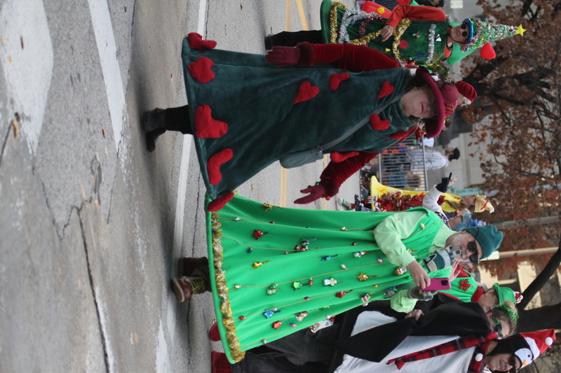 St Louis Thanksgiving Parade 2025 A -VI.jpg :: St. Louis Thanksgiving Parade 2025 - 11/22/2025 - 2pm - The parade began at the Stifel Theatre (Kiel Opera House) on Market Street in St. Louis, Missouri, USA. The St. Louis Thanksgiving Parade is the parade that starts the Winter Holiday Season. The Parade ends at Kiener Plaza near the Old Courthouse in front of the Gateway Arch. 