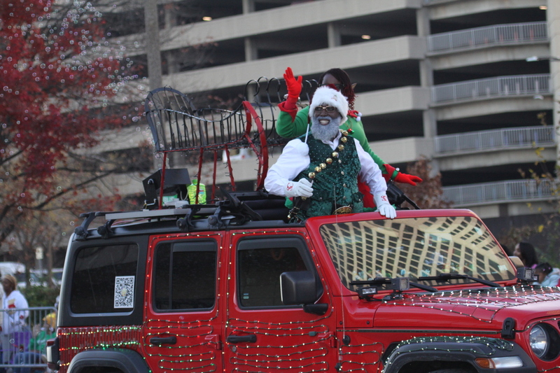 St Louis Thanksgiving Parade 2025 B -LXXIV.jpg :: St. Louis Thanksgiving Parade 2025 - 11/22/2025 2pm - The St. Louis Thanksgiving Parade 2025 has over 120 entrees. The parade is the open event to the winter holiday season. The parade ends at Kiener Plaza at Winterfest in St. Louis, Missouri, USA.