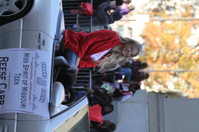 St Louis Thanksgiving Parade 2025 B -LXXVII.jpg :: St. Louis Thanksgiving Parade 2025 - 11/22/2025 2pm - The St. Louis Thanksgiving Parade 2025 has over 120 entrees. The parade is the open event to the winter holiday season. The parade ends at Kiener Plaza at Winterfest in St. Louis, Missouri, USA.