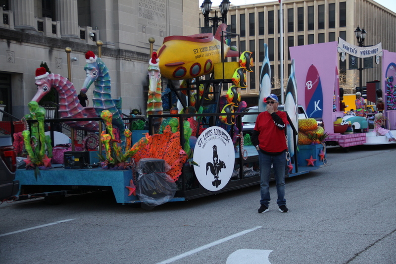 St Louis Thanksgiving Parade 2025 VI.jpg :: St. Louis Thanksgiving Parade 2025 - 11/22/2025 - On a warm Saturday in Downtown St. Louis, Missouri, USA the floats are readied for the days parade and the opening of 'The Winterfest' at Kiener Plaza. The Lighting of the Tree is also today to begin the Christmas season in St. Louis. There will be over 120 entrees for parade goers to view. 