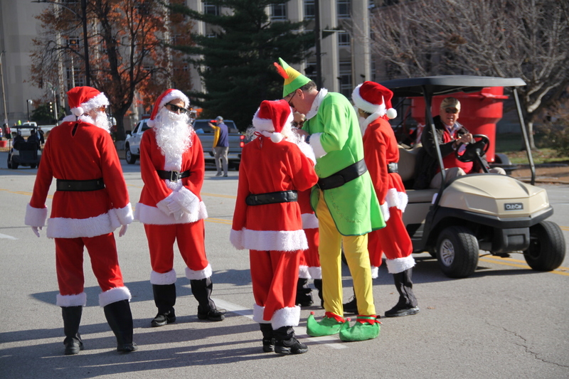 St Louis Thanksgiving Parade 2025 XVIII.jpg :: St. Louis Thanksgiving Parade 2025 - 11/22/2025 - On a warm Saturday in Downtown St. Louis, Missouri, USA the floats are readied for the days parade and the opening of 'The Winterfest' at Kiener Plaza. The Lighting of the Tree is also today to begin the Christmas season in St. Louis. There will be over 120 entrees for parade goers to view. 