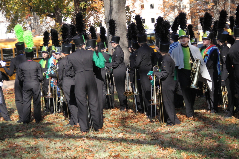 St Louis Thanksgiving Parade 2025 XX.jpg :: St. Louis Thanksgiving Parade 2025 - 11/22/2025 - On a warm Saturday in Downtown St. Louis, Missouri, USA the floats are readied for the days parade and the opening of 'The Winterfest' at Kiener Plaza. The Lighting of the Tree is also today to begin the Christmas season in St. Louis. There will be over 120 entrees for parade goers to view. 