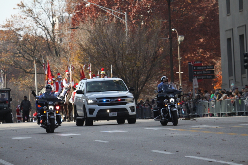 St Louis Thanksgiving Parade 2025 XXXXV.jpg :: St Louis Thanksgiving Parade 2025 - 11/22/2025 - 2pm the parade made its way down Market Street to Kiener Plaza in St. Louis, Missouri, USA.  More than 120 entrees to the delight of spectators. it was a warmer than usual day for late November in St Louis. After the parade is the opening of Kiener Plaza's Winterfest 2025. Lighting of the tree for the beginning of the Christmas season. 