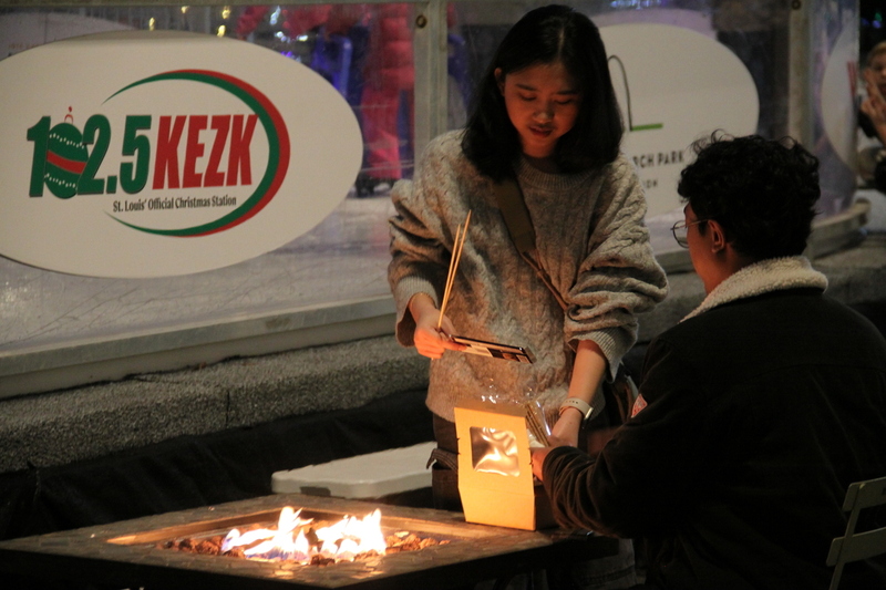 St Louis Winterfest 2025 LV.jpg :: St. Louis WINTERFEST 2025-2026 November 22, 2025 to January 11,2026 at Kiener Plaza-St. Louis, Missouri, USA. 10th Anniversary - Ice Skating, Cozy Igloos, Marshmallow-Toasting, S'mores stations, Under thousands of twinkling lights, Ameren Missouri Festival of Lights, The Salvation Army Tree of Lights