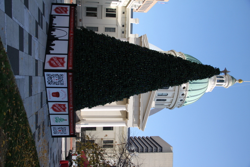 St Louis Winterfest 2025 XII.jpg :: Winterfest 2025 at Kiener Plaza in St. Louis, Missouri, USA. Winterfest is the event in Downtown St. Louis open for the Winter Holidays. The St. Louis Tree Lighting is at the Old Courthouse across the lawn from Kiener Plaza. Things do include ice skating, igloo lounges, and food vendors. St. Louis invites you to come and enjoy the family fun of Winterfest 2025. opening day 11/22/2025 