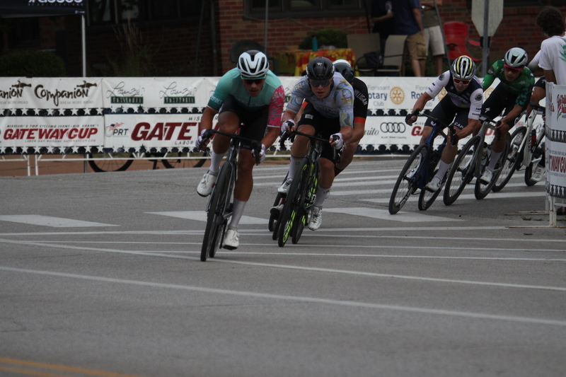 Tour De Francis Park 2025 E -XVI.jpg :: Tour de Francis Park 2025/Gateway cup 2025 - Men's Pro CAT 1, 70 minutes of racing, 150 rider field - Fast, wide, smooth, and FAST, the Tour de Francis Park is a series favorite. This 1.2-mile course, is full throttle-featuring one super-fast downhill Turn 2 that sets up a long uphill drag to the finish. - Gateway Cup website - Riders that have been significantly delayed (have to get off bikes, step over riders, forced detour off course to continue, etc.) may report for a free lap. Riders reporting are subject to the decision of the officials monitoring the course to allow the free lap. Riders are given this information while waiting to start at the start/finish line. This is a USA Cycling sanctioned event. 