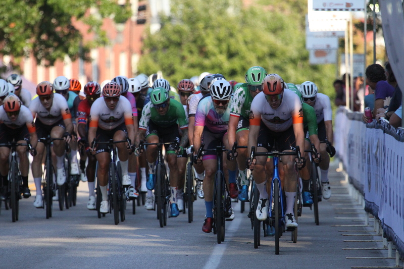 Tour De Lafayette 2025 B -LIX.jpg :: Tour de Lafayette 2025/ Gateway Cup 2025 at Lafayette Square Park in South St. Louis City, Missouri, USA. Master 40+ CAT 1-4 50 Minutes. USA Cycling, Omnium - a multiple race event in track cycling. In recent years road racing has adopted the term to describe multi-day races that feature three primary road races events (time trail, mass start, and criterium). Four criteriums make this an Omnium. 