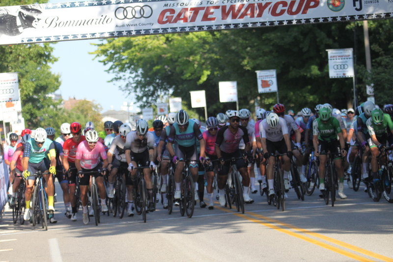 Tour De Lafayette 2025 B -XXXVIII.jpg :: Tour de Lafayette 2025/ Gateway Cup 2025 at Lafayette Square Park in South St. Louis City, Missouri, USA. Master 40+ CAT 1-4 50 Minutes. USA Cycling, Omnium - a multiple race event in track cycling. In recent years road racing has adopted the term to describe multi-day races that feature three primary road races events (time trail, mass start, and criterium). Four criteriums make this an Omnium. 