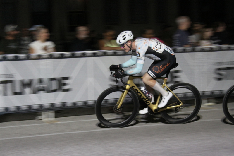 Tour De Lafayette 2025 D -LXXVI.jpg :: Tour de Lafayette 2025/Gateway Cup 2025 - Men's Pro CAT 1, August 29th 2025, The Lafayette Square neighborhood and business district as the first leg of the Gateway Cup gets underway in St. Louis first historic district, this nighttime criterium will take place under the lights on a flat, wide-open 0.9-mile course with four 90-degree turns. USA Cycling, Men's Cycling