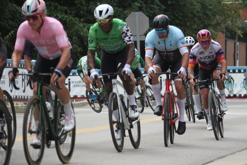 Tour de Florissant 2025 B -XXIV.jpg :: Tour de Florissant 2025/Gateway Cup 2025 - Masters 50+/60+ CAT 1-4, 40 Minutes of racing, a field 100 - September 1st, 2025, Tour de Florissant - New course doe 2025! The fourth and final leg of the Gateway Cup gets underway in Historic Old Town Florissant in St. Louis County. This technical course races through one of St. Louis' most nostalgic locales. Note - the course has been shifted to a flat finish in front of Historic City Hall, on mild climb, 6 turns. This year was the 40th Anniversary of the Gateway Cup. 