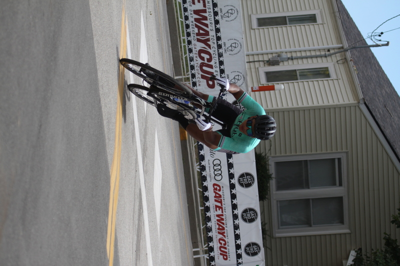 Tour de Florissant 2025 C -LI.jpg :: Tour de Florissant 2025/Gateway Cup 2025 - Men's CAT 3/4, 50 minutes of racing, a field of 100 - September 1st 2025 - Tour de Florissant - New Course for 2025! The fourth and final leg of the Gateway Cup gets underway in Historic Old Town Florissant in St. Louis County. This technical course races through one of St. Louis' most nostalgic locales. Note - the course has been shifted to a flat finish in front of Historic City Hall, one mild climb, 6 turns. Category 4 (CAT 4) After gaining some experience, riders can upgrade to CAT 4, where races are longer and more competitive. Category 3 (CAT 3) This intermediate category features longer and more challenging races, requiring a good understanding of racing tactics. USA Cycling