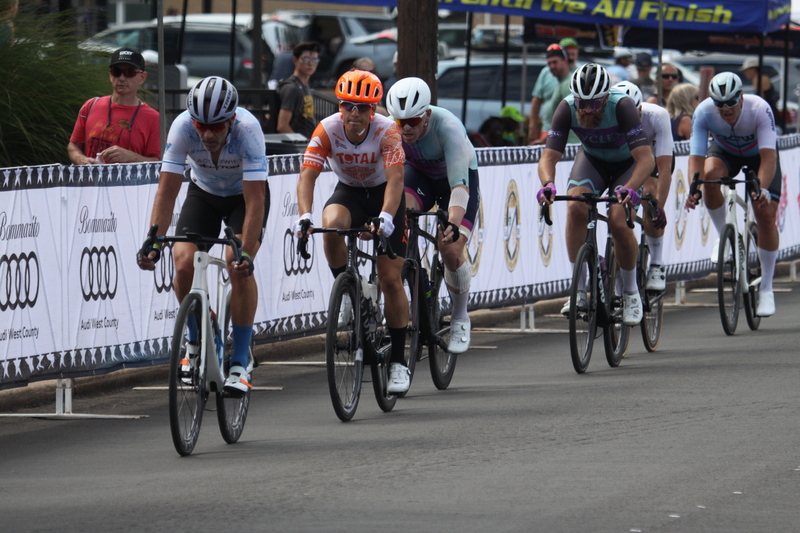 Tour de Florissant 2025 D -LXXXXVII.jpg :: Tour de Florissant 2025/Gateway Cup 2025 - September 1st 2025 - Masters 40+ CAT 1-4, 50 Minutes of racing, a field of 150 - Tour de Florissant - New course for 2025! The fourth and final leg of the Gateway Cup gets underway in Historic Old Town Florissant is St. Louis County. This technical course races through one of St. Louis' most nostalgic locales. Note - the course has been shifted to a flat finish in front of Historic City Hall, one mild climb, 6 turns. -Gateway Cup Website- A Criterium, or Crit, is a bike race consisting of several laps around a closed circuit, the length of each lap or ranging from about 400 meters to 10,000 meters. USA Cycling