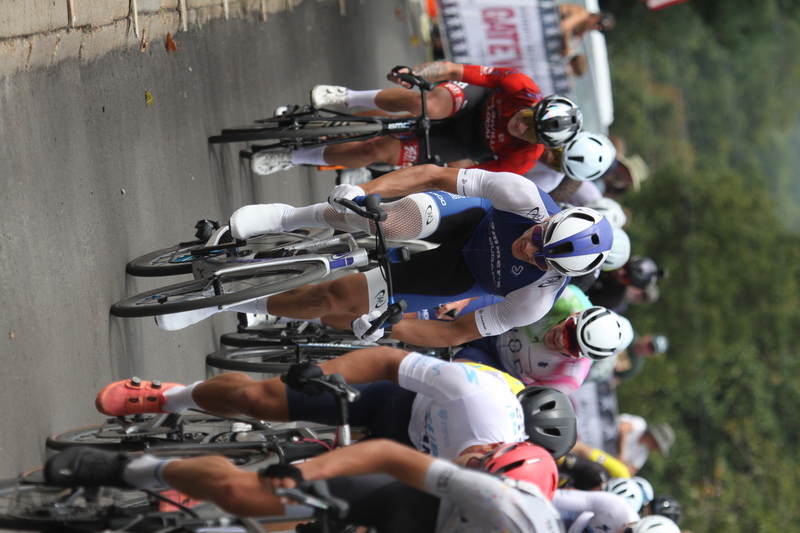 Tour de Florissant 2025 D -XII.jpg :: Tour de Florissant 2025/Gateway Cup 2025 - September 1st 2025 - Men's Cycling CAT 3-4, 50 minutes of racing and a field of 100 - Tour de Florissant - New course for 2025!  The fourth and final leg of the Gateway Cup gets underway in Historic Old Town Florissant in St. Louis' most nostalgic locales. Note - the course has been shifted to a flat finish in front of Historic City Hall, one mild climb, 6 turns. USA Cycling - USA cycling has established a system of racing categories to classify riders in various cycling disciplines, including road, track, cyclocross, and Mountain Biking. The categories help ensure fair competition by grouping riders of similar abilities together. Here's a breakdown of the categories for different cycling disciplines. 