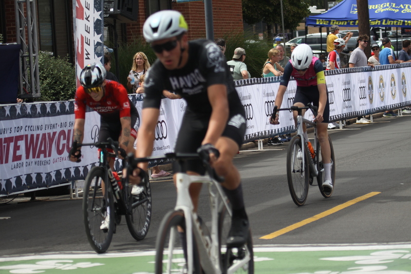 Tour de Florissant 2025 D -XXXXVI.jpg :: Tour de Florissant 2025/Gateway Cup 2025 - September 1st 2025 - Men's Cycling CAT 3-4, 50 minutes of racing and a field of 100 - Tour de Florissant - New course for 2025!  The fourth and final leg of the Gateway Cup gets underway in Historic Old Town Florissant in St. Louis' most nostalgic locales. Note - the course has been shifted to a flat finish in front of Historic City Hall, one mild climb, 6 turns. USA Cycling - USA cycling has established a system of racing categories to classify riders in various cycling disciplines, including road, track, cyclocross, and Mountain Biking. The categories help ensure fair competition by grouping riders of similar abilities together. Here's a breakdown of the categories for different cycling disciplines. 