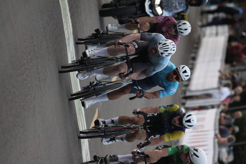 Tour de Florissant 2025 H -LV.jpg :: Tour de Florissant 2025 Men's Pro CAT 1, 70 minutes of racing, 150 rider field, September 1 2025, Tour de Florissant - New course for 2025! The fourth and final leg of the Gateway Cup gets underway in Historic Old Town Florissant in St. Louis County. This technical course races through one of St. Louis' most nostalgic locales. Note - the course has been shifted to a flat finish in front of Historic City Hall, one mild climb, 6 turns. Men's Cycling, USA Cycling, Gateway Cup 2025 