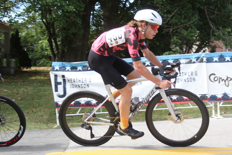 Tour de Florissant 2025 LXXXV.jpg :: Tour de Florissant 2025/Gateway Cup 2025 - Junior A (13-14, 15-16, 17-18), 25 minutes of racing, a field of 50 - Tour de Florissant - New course for 2025! The fourth and final leg of the Gateway Cup gets underway in Historic Old Town Florissant in St. Louis County. This technical course races through one of St. Louis' most nostalgic locales. - Category 4 (CAT 4) After gaining some experience, riders can upgrade to CAT 4, where races are longer and more competitive.