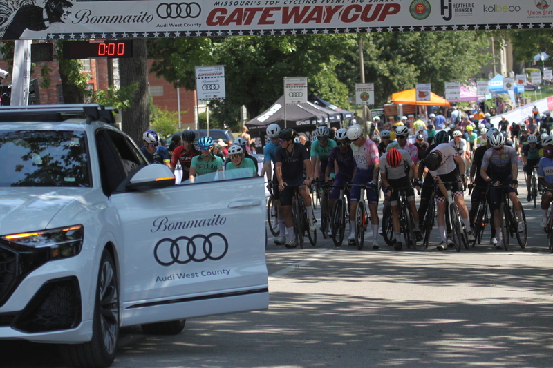 Tour de Francis Park 2025 A -CV.jpg :: Tour de Francis Park 2025, Gateway Cup 2025, Men's CAT 3/4 50 minutes, Tour de Francis Park! Francis Park, named after David Rowland Francis - President of the Louisiana Purchase Exposition (the 1904 World's Fair) is known for its wide, tree lined streets and for having beautiful churches on every corner. Today the St. Louis Hills neighborhood showcases gingerbread bungalows, stately homes and some of the tidiest landscaping in St. Louis. - Gateway Cup website - Peloton -in a bicycle race, the term -Peloton- refers to the main of riders, also known as the -pack- or -bunch.- Riders race in a pack to draft, which means they ride closely together to save energy and improve speed. USA Cycling  