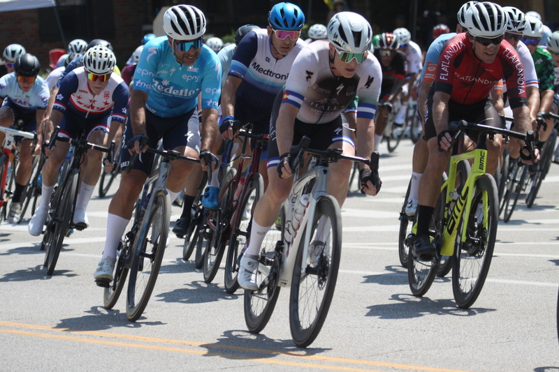 Tour de Francis Park 2025 A -LXXXII.jpg :: Tour de Francis Park 2025/Gateway Cup 2025 - Men's Master's 50+/60+ CAT 1-4 40minutes of racing - Fast, Wide, Smooth, and Fast, the Tour de Francis Park is a series favorite, this long, 1.2-mile course, is full throttle- featuring one super-fast downhill turn 2 that sets up a long uphill drag to the finish. Breakaway - a sudden acceleration by one or more bicyclists pulling away from the pack in a race. 