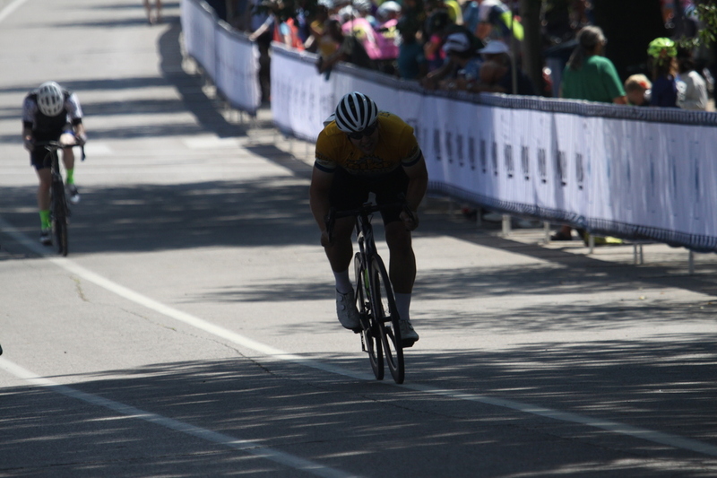 Tour de Francis Park 2025 A -XI.jpg :: Tour de Francis Park 2025/Gateway Cup 2025 - CAT 4/5, 40 minutes 1105am - the course is described as, Fast, Wide, Smooth, and Fast, the Tour de Francis Park is a series favorite. This long 1.2-mile course is full throttle - featuring one super-fast downhill turn 2 that sets up a long uphill drag to the finish. - Gateway Cup website - Breakaway - a sudden acceleration by one or more bicyclists pulling away from the pack in a race. 