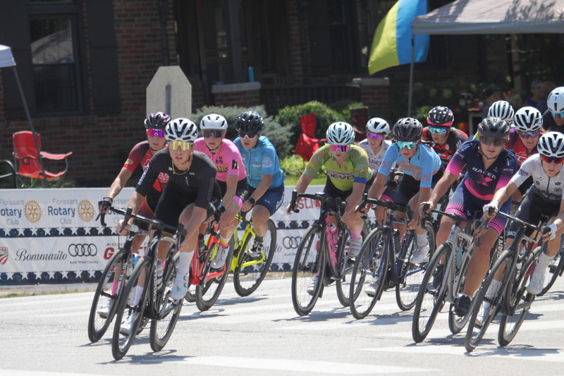 Tour de Francis Park 2025 A -XXVIII.jpg :: Tour de Francis Park 2025/Gateway Cup 2025 - Women 3/4/5 & Women's 40+ 1230pm 40 minutes - Tour de Francis Park! Francis Park, named after David Rowland Francis - President of the Louisiana Purchase Exposition (the 1904 World's Fair) is known for its wide, tree lined streets and for having beautiful churches on every corner. Today the St. Louis Hills neighborhood showcases gingerbread bungalows, stately homes and some of the tidiest landscaping in St. Louis, Missouri, USA - Peloton - in a bicycle race, the term PELOTON refers to the main group of riders, also known as the PACK or BUNCH. Riders race in a pack to draft, which means they ride closely together to save energy and improve speed. 