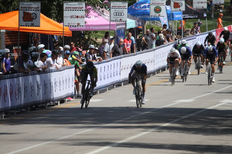 Tour de Francis Park 2025 B -LIV.jpg :: Tour de Francis Park 2025/Gateway Cup 2025 - Fast, wide, smooth, and FAST, the Tour de Francis Park is a series favorite. This long 1.2-mile course is full throttle-featuring one super-fast downhill turn 2 that sets up a long uphill drag to the finish. - Gateway Cup website - Breakaway - sudden acceleration by one or more bicyclists pulling away from the in a race. USA Cycling