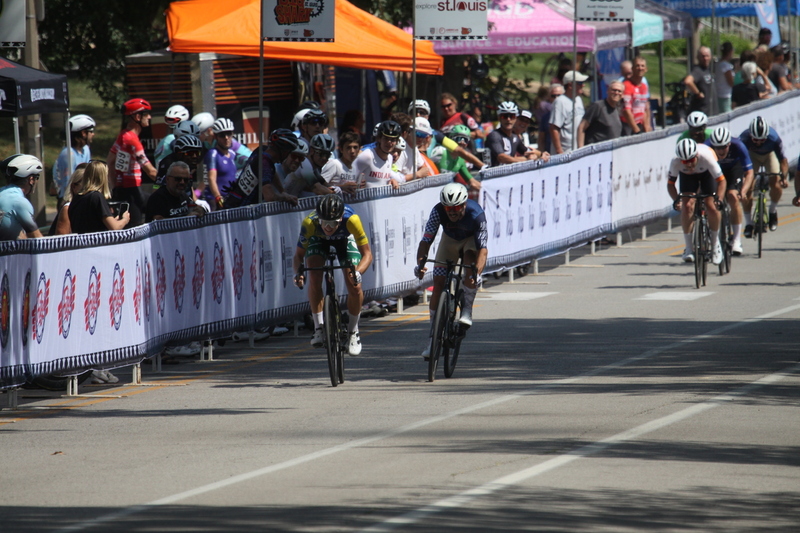 Tour de Francis Park 2025 B -LV.jpg :: Tour de Francis Park 2025/Gateway Cup 2025 - Fast, wide, smooth, and FAST, the Tour de Francis Park is a series favorite. This long 1.2-mile course is full throttle-featuring one super-fast downhill turn 2 that sets up a long uphill drag to the finish. - Gateway Cup website - Breakaway - sudden acceleration by one or more bicyclists pulling away from the in a race. USA Cycling