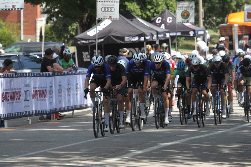 Tour de Francis Park 2025 B -XXXIX.jpg :: Tour de Francis Park 2025/Gateway Cup 2025 - Fast, wide, smooth, and FAST, the Tour de Francis Park is a series favorite. This long 1.2-mile course is full throttle-featuring one super-fast downhill turn 2 that sets up a long uphill drag to the finish. - Gateway Cup website - Breakaway - sudden acceleration by one or more bicyclists pulling away from the in a race. USA Cycling