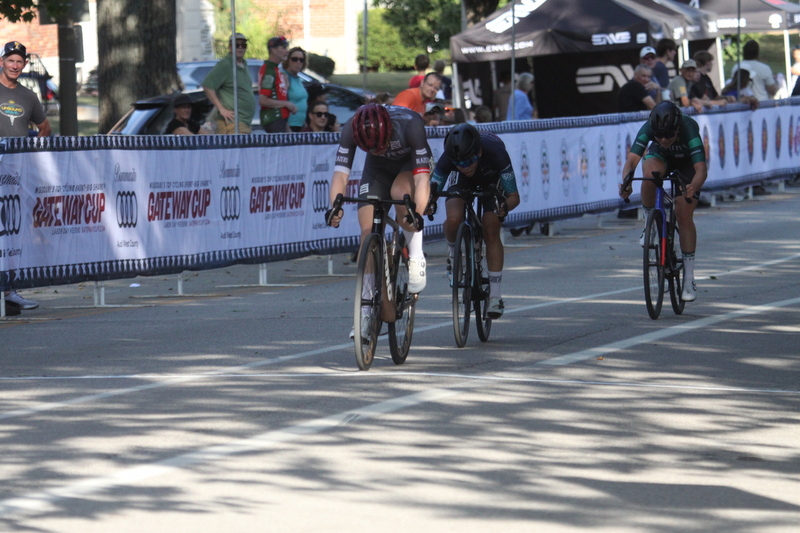 Tour de Francis Park 2025 D -LIX.jpg :: Tour de Francis Park 2025/Gateway Cup 2025 - Women's Pro CAT 1-2, 70 minutes of racing- Fast, Wide, Smooth, and FAST, the Tour de Francis Park is a series favorite. This long 1.2-mile course, is full throttle-featuring one superfast downhill turn 2 that sets up a long uphill drag to the finish. Omnium - a multiple race event in track cycling. In recent years, road racing has also adopted the term to describe multi-day races that feature three primary road races events (time trial, mass start, and criterium). USA Cycling