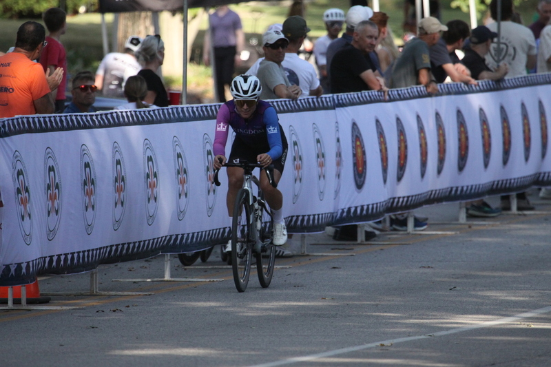 Tour de Francis Park 2025 D -LXVIII.jpg :: Tour de Francis Park 2025/Gateway Cup 2025 - Women's Pro CAT 1-2, 70 minutes of racing- Fast, Wide, Smooth, and FAST, the Tour de Francis Park is a series favorite. This long 1.2-mile course, is full throttle-featuring one superfast downhill turn 2 that sets up a long uphill drag to the finish. Omnium - a multiple race event in track cycling. In recent years, road racing has also adopted the term to describe multi-day races that feature three primary road races events (time trial, mass start, and criterium). USA Cycling