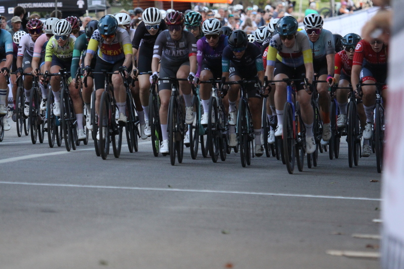 Tour de Francis Park 2025 D -LXXXIII.jpg :: Tour de Francis Park 2025/Gateway Cup 2025 - Women's Pro CAT 1-2, 70 minutes of racing- Fast, Wide, Smooth, and FAST, the Tour de Francis Park is a series favorite. This long 1.2-mile course, is full throttle-featuring one superfast downhill turn 2 that sets up a long uphill drag to the finish. Omnium - a multiple race event in track cycling. In recent years, road racing has also adopted the term to describe multi-day races that feature three primary road races events (time trial, mass start, and criterium). USA Cycling