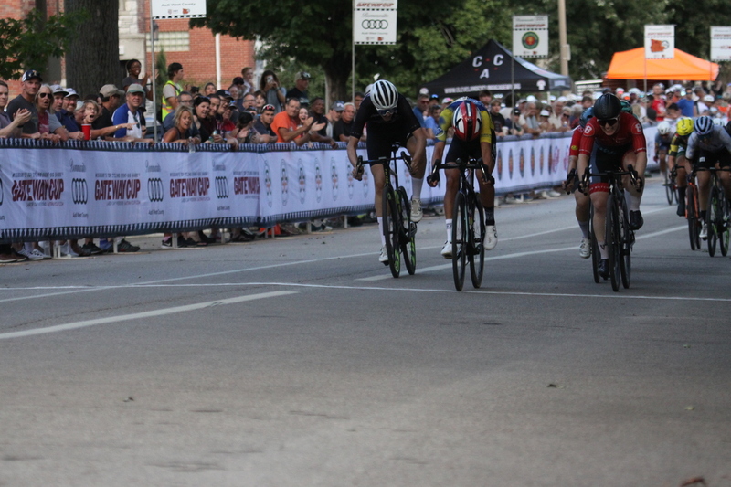 Tour de Francis Park 2025 D -LXXXXIII.jpg :: Tour de Francis Park 2025/Gateway Cup 2025 - Women's Pro CAT 1-2 70 Minutes of racing - Winner Marlies Majias -Team Virginia BlueRidge Twenty24 - Fast, Wide, Smooth, and FAST, the Tour de Francis Park is a series favorite. This long 1.2-mile course is full throttle-featuring one super-fast downhill turn 2 that sets up a long uphill drag to the finish. 