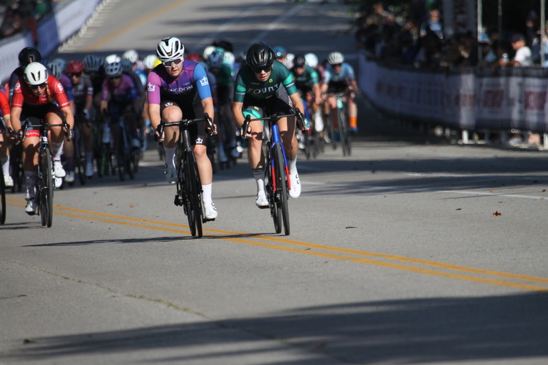 Tour de Francis Park 2025 D -XXXIX.jpg :: Tour de Francis Park 2025/Gateway Cup 2025 - Women's Pro 1/2 70 Minutes of racing - Fast, Wide, Smooth, and FAST, the Tour de Francis Park is a series favorite. This long 1.2-mile course, is full throttle-feature one super-fast downhill Turn 2 that sets up a long uphill drag to the finish. -Gateway Cup webpage - A criterium, or crit, is a bike race consisting of several laps around a closed circuit, the length of each lap or ranging from about 400 meters to 10,000 meters. (Criterium webpage)