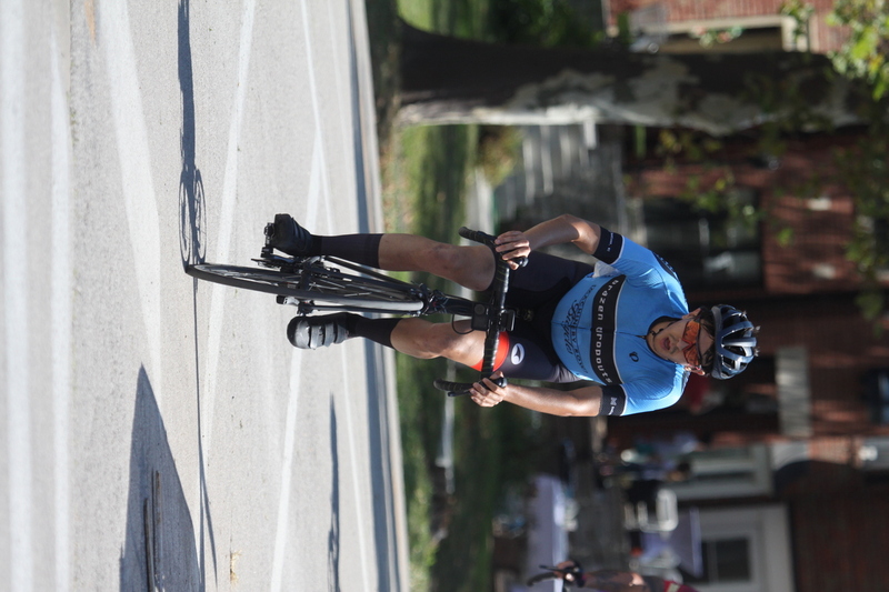 Tour de Francis Park 2025 LXXXXIII.jpg :: Tour de Francis Park 2025/Gateway Cup 2025 - CAT 4/5, 40 minutes 1105am - the course is described as, Fast, Wide, Smooth, and Fast, the Tour de Francis Park is a series favorite. This long 1.2-mile course is full throttle - featuring one super-fast downhill turn 2 that sets up a long uphill drag to the finish. - Gateway Cup website - Breakaway - a sudden acceleration by one or more bicyclists pulling away from the pack in a race. 