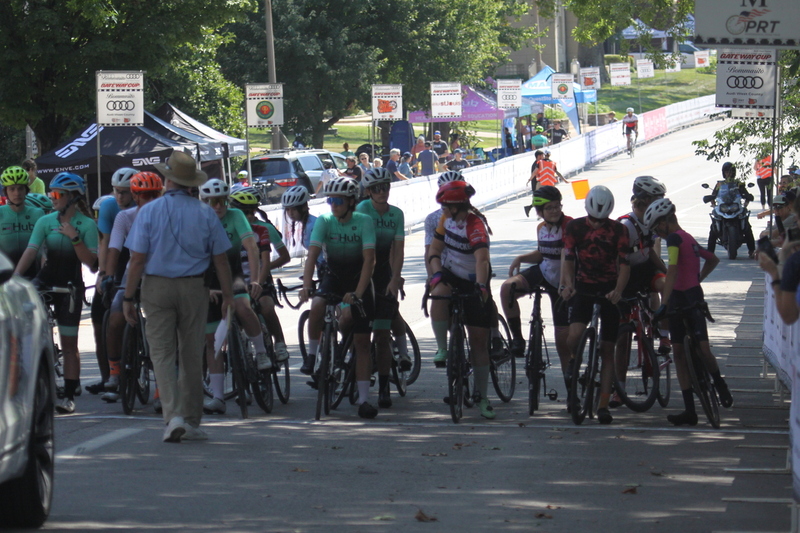 Tour de Francis Park 2025 XXXIX.jpg :: Tour de Francis Park 2025/Gateway Cup 2025 - August 30, 2025 Juniors A (13-14,15-16,17-18) for 25-Minutes. Fast, wide, smooth, and Fast, the Tour de Francis Park is a series favorite. This long, 1.2-mile course, is full throttle-featuring one super-fast downhill turn 2 that sets up a long uphill drag to the finish. USA Cycling 