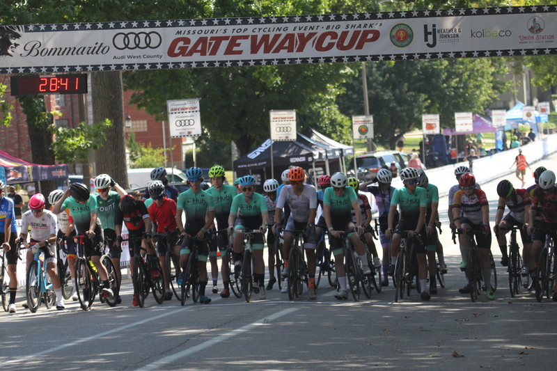 Tour de Francis Park 2025 XXXX.jpg :: Tour de Francis Park 2025/Gateway Cup 2025 - August 30, 2025 Juniors A (13-14,15-16,17-18) for 25-Minutes. Fast, wide, smooth, and Fast, the Tour de Francis Park is a series favorite. This long, 1.2-mile course, is full throttle-featuring one super-fast downhill turn 2 that sets up a long uphill drag to the finish. USA Cycling 